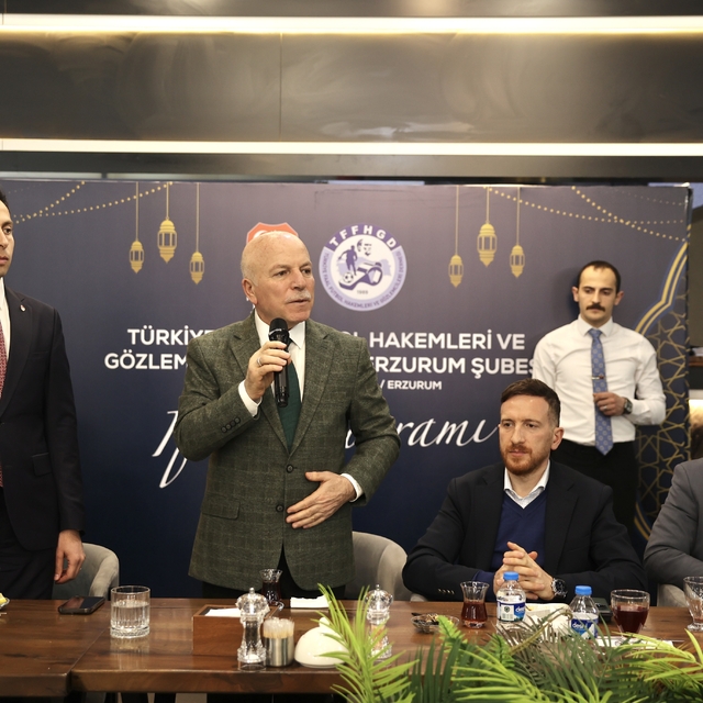 Hakemler iftar yemeğinde buluştu