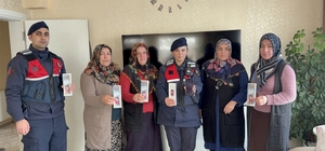 Yozgat'ta jandarma ekipleri köylerde KADES'i tanıttı