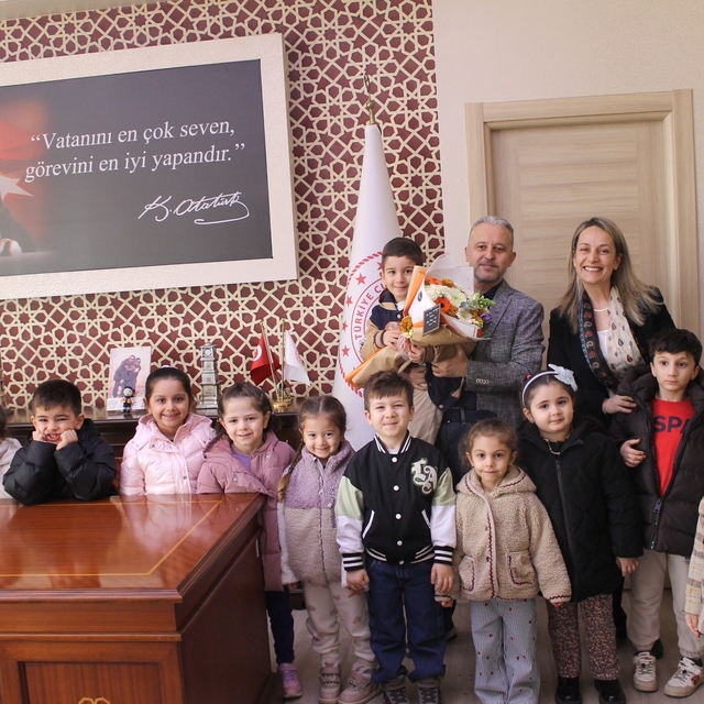 Miniklerden Tıp Bayramı'nda anlamlı buluşma