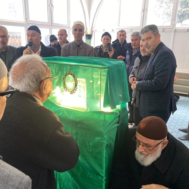 Besni'de Sakal-ı Şerif ziyarete açıldı