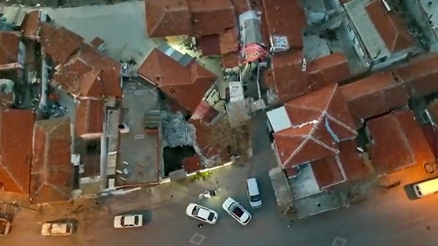 Manisa'da zehir tacirlerine şok baskın: 5 tutuklama