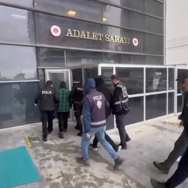 Defne'de bahis oynayanlara suçüstü; 4 gözaltı