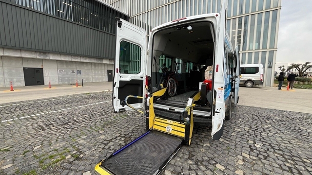 Büyükşehir'den engelli ve yaşlılara bayramda mezarlıklara ücretsiz ulaşım