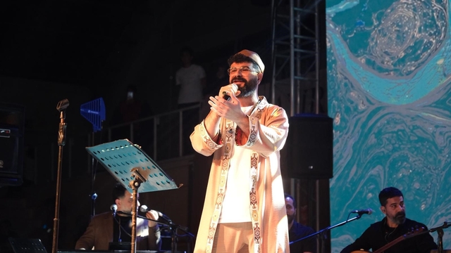 Çorum'da binlerce kişi ilahi ve ezgilerle golu gecede bir araya geldi