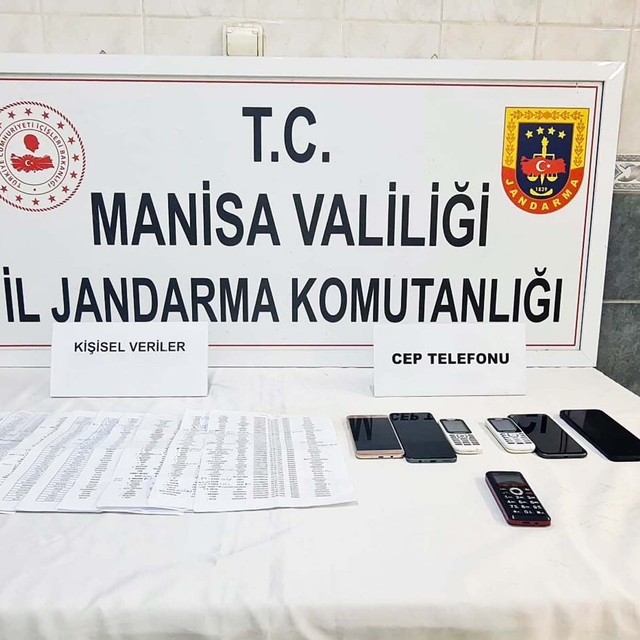 15 bin kişinin kişisel verilerini ele geçirmişler; 4 tutuklama