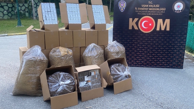 Uşak'ta çok sayıda kaçak makaron ve tütün ele geçirildi