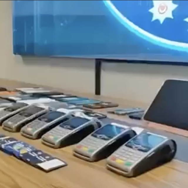 Bursa'da yatırım dolandırıcılığı operasyonu: 9 tutuklama
Siber polis 7 mily...