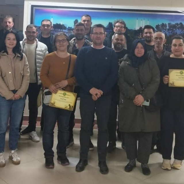 Edirne'de diplomalı çobanlar kursu tamamladı