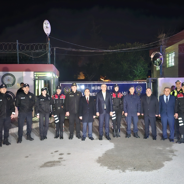 Adana'da bayram öncesi 2 bin 305 personelle huzur ve güven denetimi