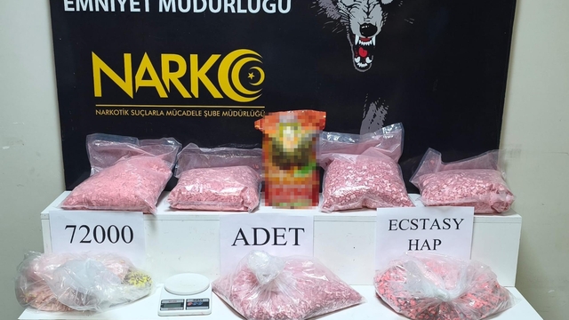 72 bin extacy yakalatıp "bizim değil" savunması yaptılar