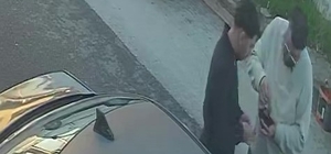 1,2 milyonluk vurgun: Altınları paylaşıp eğlendiler