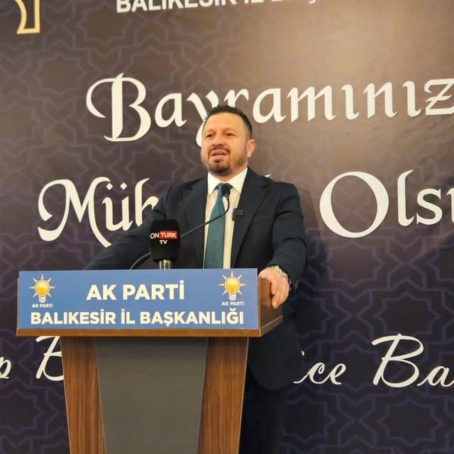 Balıkesir'de AK Parti bayramlaştı
Başkan Aydemir: "20 ilçemizde kimseyi yal...