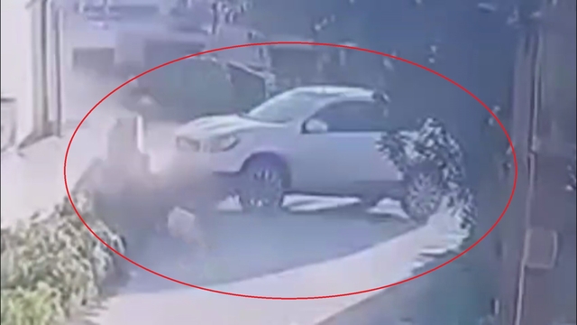 Hatay'da motosiklet sürücüsünün öldüğü kaza anı kamerada