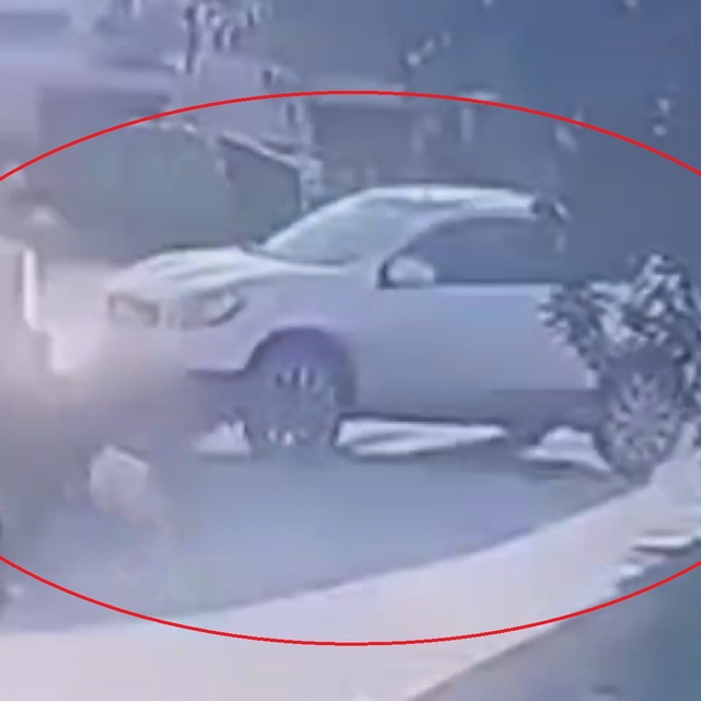 Hatay'da motosiklet sürücüsünün öldüğü kaza anı kamerada