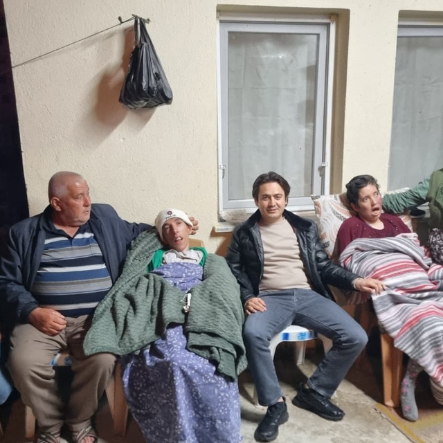 Muğla'da engelli iki kardeşin "hayali" için emniyet ve jandarmadan ziyaret