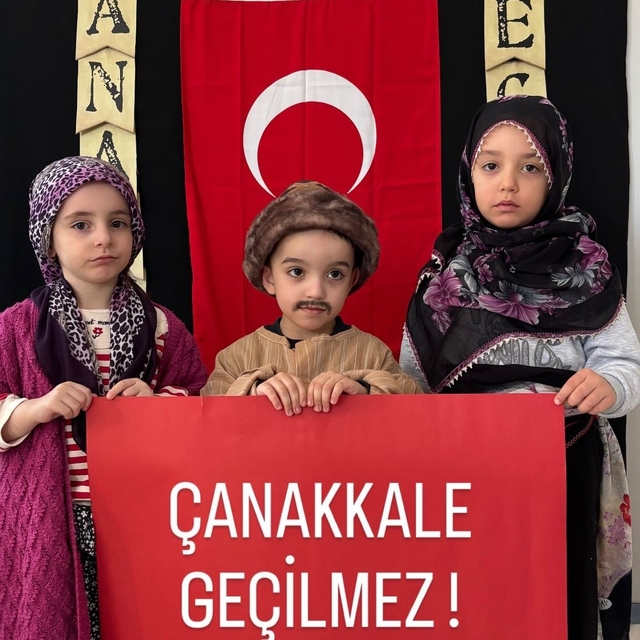 Minik yüreklerde 18 Mart ruhu canlandı