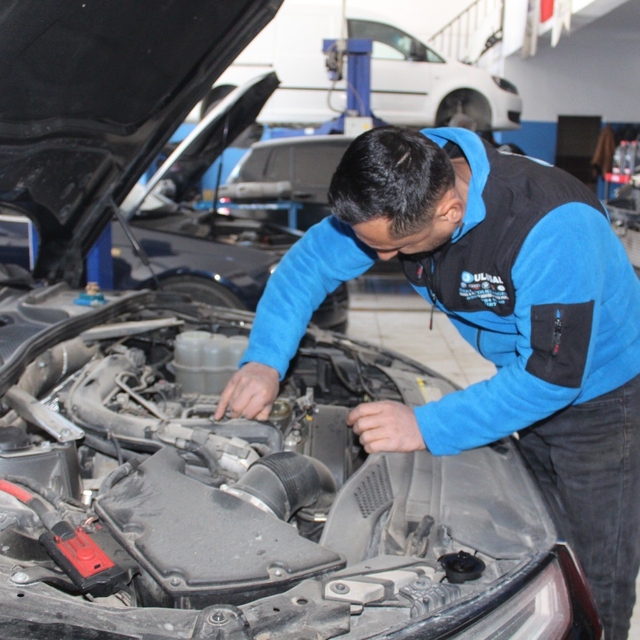 Araç yangınlarında 'yakıt ve yağ kaçağı' detayı