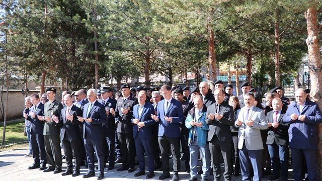 Çanakkale Şehitleri Oltu'da anıldı