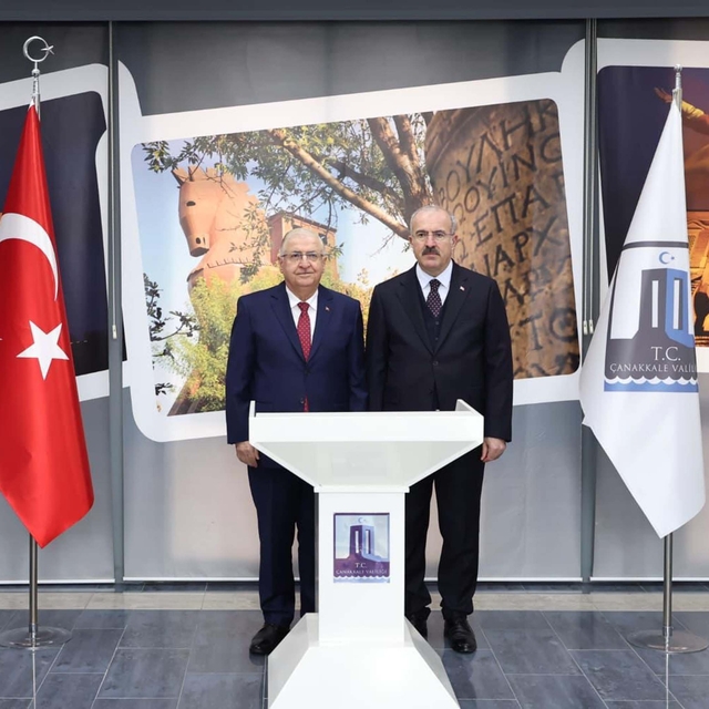 Çanakkale Deniz Zaferi'nin 111'inci yıl dönümü kutlamaları başladı (2)