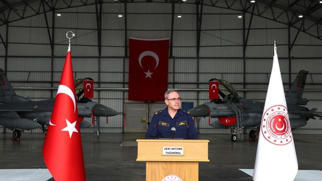 MSB Sözcüsü Tuğamiral Aktürk: "Ramstein/Almanya'dan görevlendirilen bir PATRIOT sistemi daha Adana'da konuşlandırılmaktadır"
MSB: "(Hürmüz Boğazı) Türkiye gelişmeleri bölgesel barış ve istikrar perspektifiyle değerlendirmekte"
"Rum Yönetimi tarafından yayımlanan NOTAM geçersiz ve hükümsüzdür"
