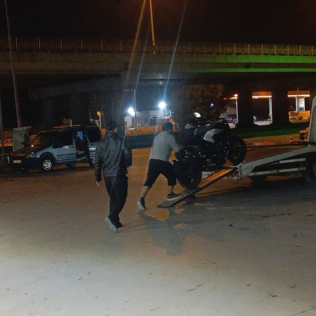 Antalya'da plakasız ve abartı egzozlu motosiklete 62 bin TL ceza kesildi