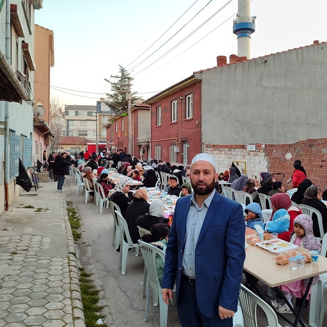 Eskişehir'de 700 kişilik "Gönül Sofrası" kuruldu