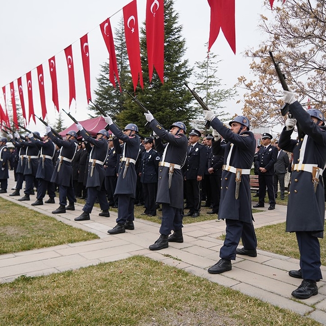 Niğde'de Çanakkale Deniz Zaferi'nin 111. yılı kutlandı