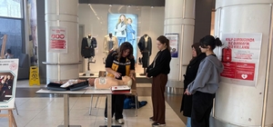 Sağlık ekipleri hava yolu tıkanıklığı ve temel yaşam desteğini uygulamalı anlattı