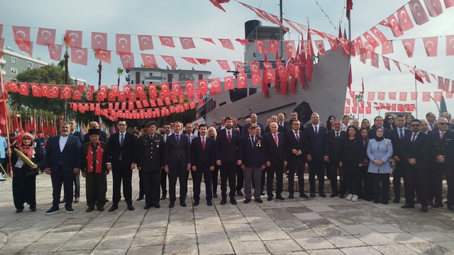 Çanakkale Zaferi'nin simgesi 'Nusret'e yoğun ilgi