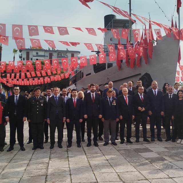 Çanakkale Zaferi'nin simgesi 'Nusret'e yoğun ilgi