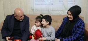 Başkan Çolakbayrakdar: "Ramazan’ın bereketini hemşerilerimle aynı sofrada paylaştık" Başkan Çolakbayrakdar, vatandaşların hem duasını aldı hem de gönlünü fethetti