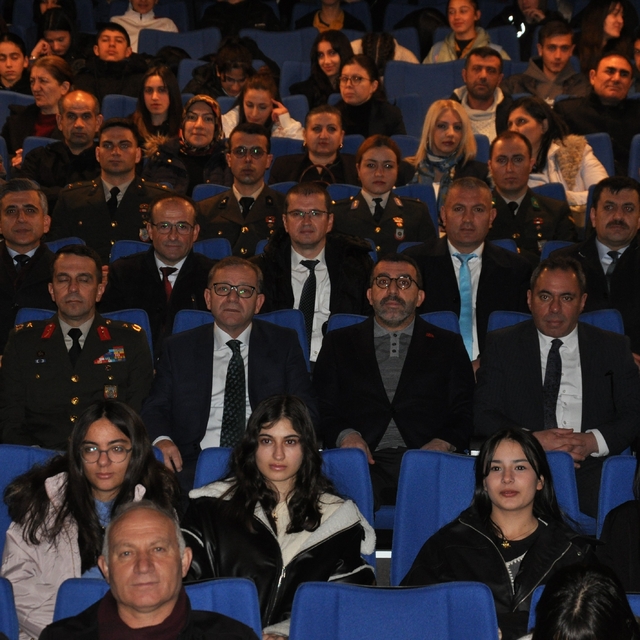 Kars'ta Çanakkale Zaferi'nin 111. yıldönümü kutlandı