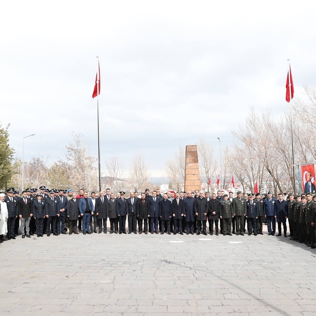 Muş'ta 18 Mart Şehitleri Anma Günü ve Çanakkale Zaferi'nin 111. yılı