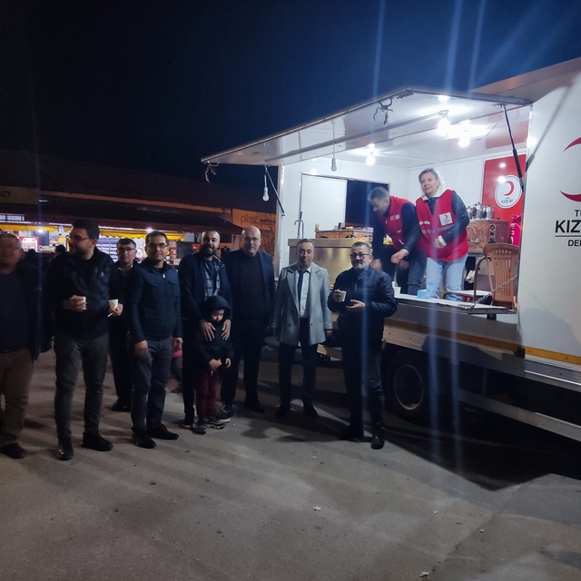 Kızılay'dan  anlamlı ziyaret