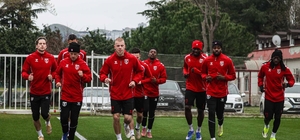 Samsunspor'da hedef çeyrek final