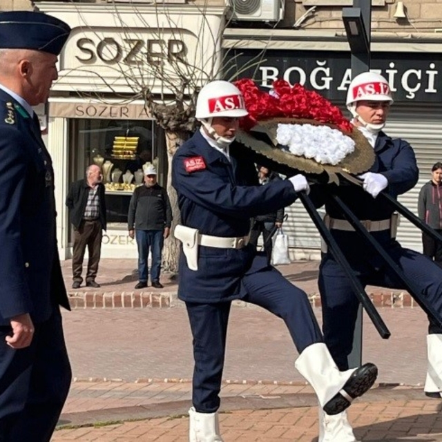 Tavşanlı'da 18 Mart Şehitleri Anma Günü ve Çanakkale Zaferi'nin 111. yılı k...
