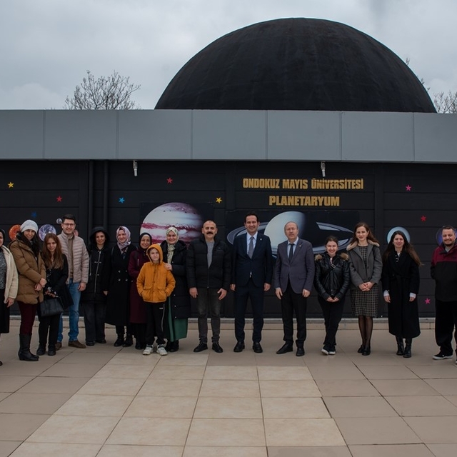 OMÜ Planetaryum'da personele uzay yolculuğu yaşatan sunum