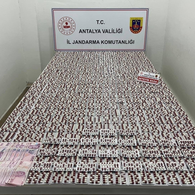 Kepez'de 15 bin adet uyuşturucu hap ele geçirildi