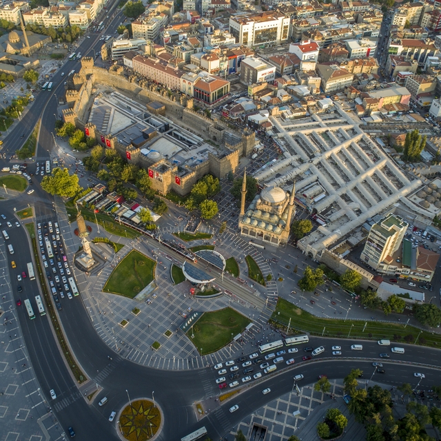 Kayseri, büyükşehir ile Ramazan Bayramı'na hazır