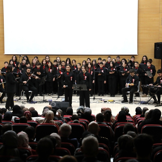 Bayburt'ta Çanakkale şehitleri düzenlenen programla anıldı