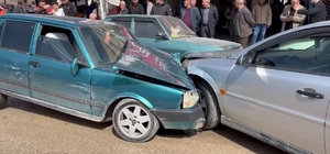 Zincirleme trafik kazasında: 3 kişi yaralandı