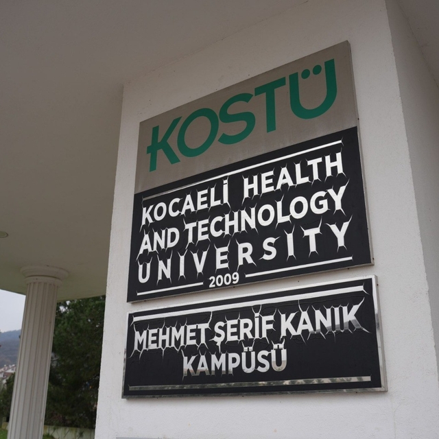 KOSTÜ'den kiraya 15 kat zam istendi
Kendi adı verilen üniversite kampüsüne...