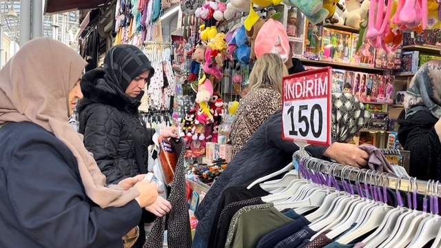 Bursa'da bayram hareketliliği çarşılara yansıdı