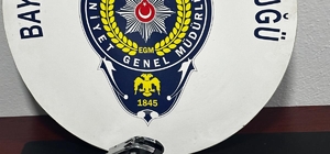 İzmir'de iş yerinde uyuşturucu ve ruhsatsız tabanca ele geçirildi