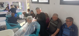 Kumluca ve Finike'de mobil kuaför bayram öncesi vatandaşların hizmetinde