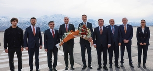 Bakan Bayraktar Erzincan’da