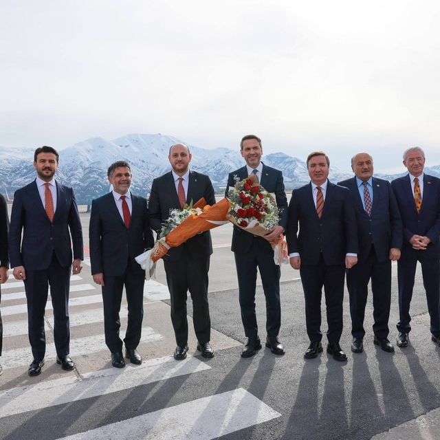 Bakan Bayraktar Erzincan'da