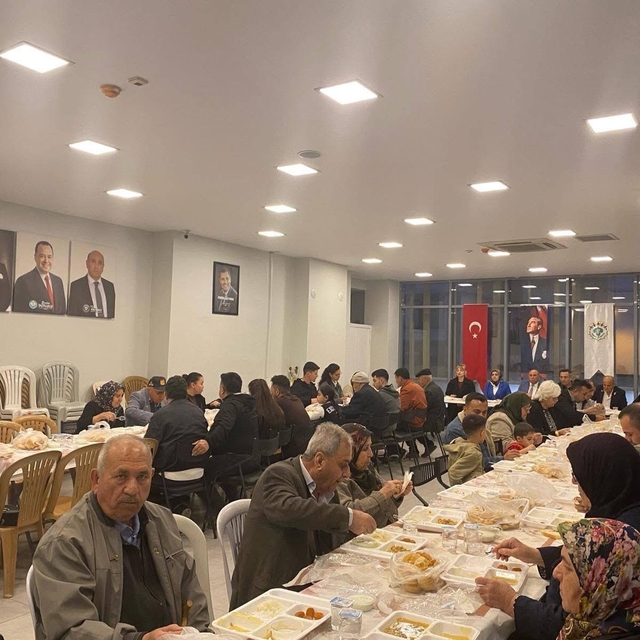Sarıgöl'de şehit ve gazi ailelerine anlamlı iftar