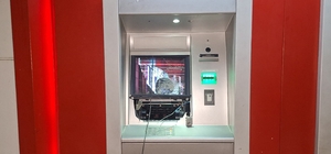 Adana'da ATM'ye zarar veren şüpheli yakalandı; olay anı kamerada
