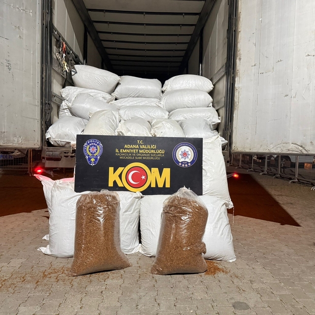 Adana'da 3 ton kaçak tütün ele geçirildi